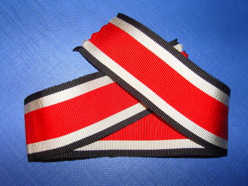 ILUS_PIKK_LINT_S_4d5192f5c7826.jpg
