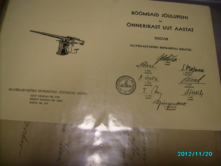 b 2452.jpg
