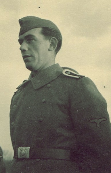 V1.jpg