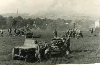 sept44.jpg