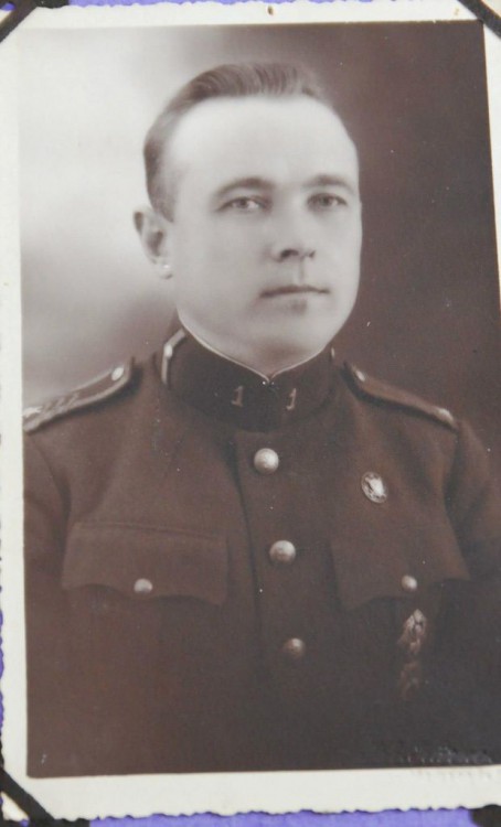 Vanemallohvitser A. Siivik, I Jalaväerügemendi Üleajateenijate Kogus 1925.aastast.