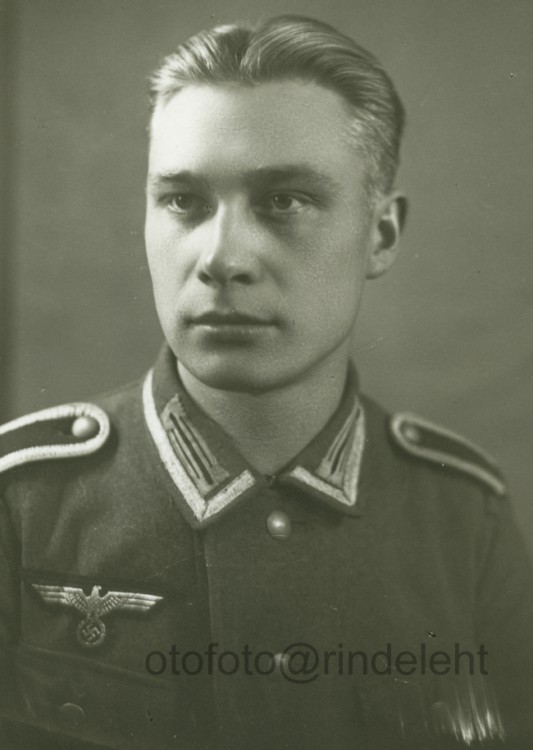 otofoto_f2700.jpg
