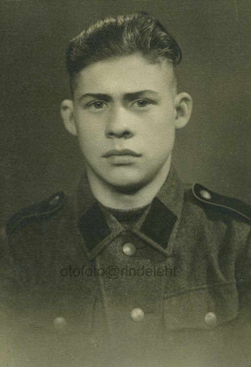 otofoto_f2702.jpg