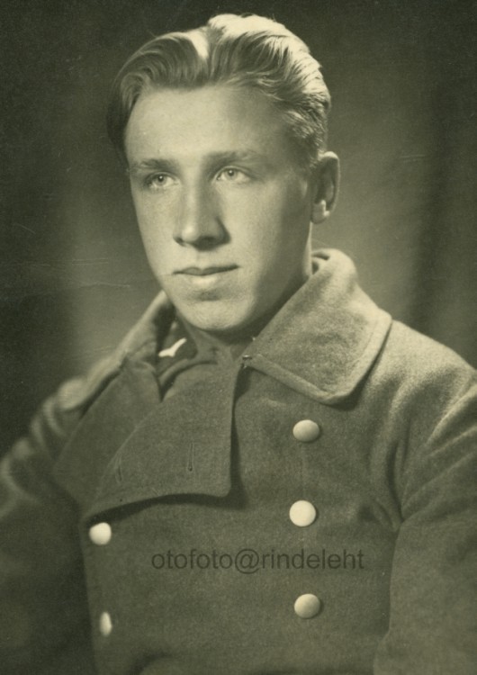 otofoto_f2705.jpg
