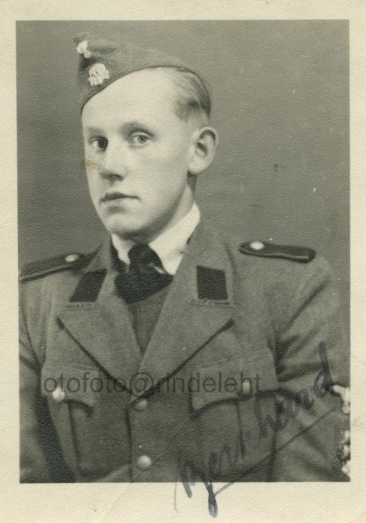 otofoto_f2745.jpg