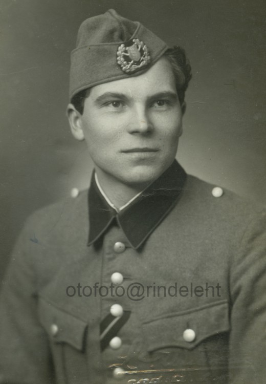 otofoto_f4030.jpg