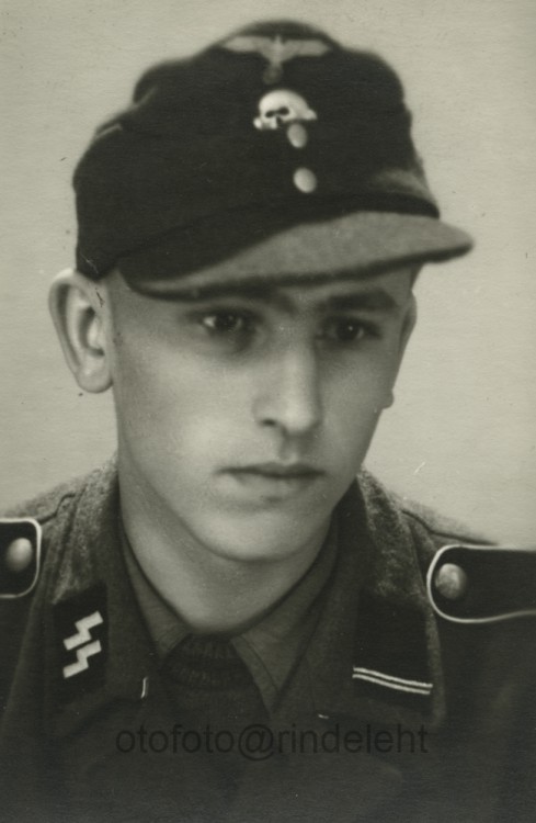 otofoto_f4187.jpg