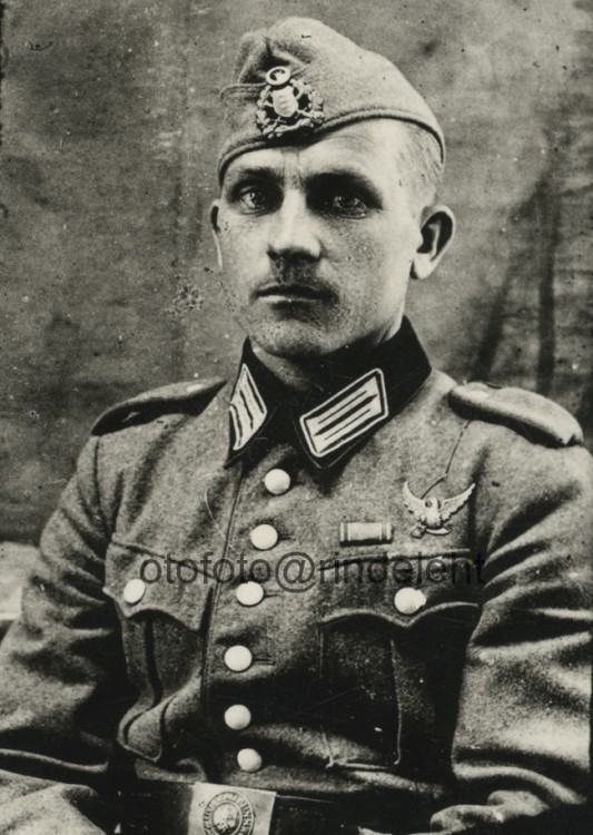 otofoto_f4294.jpg