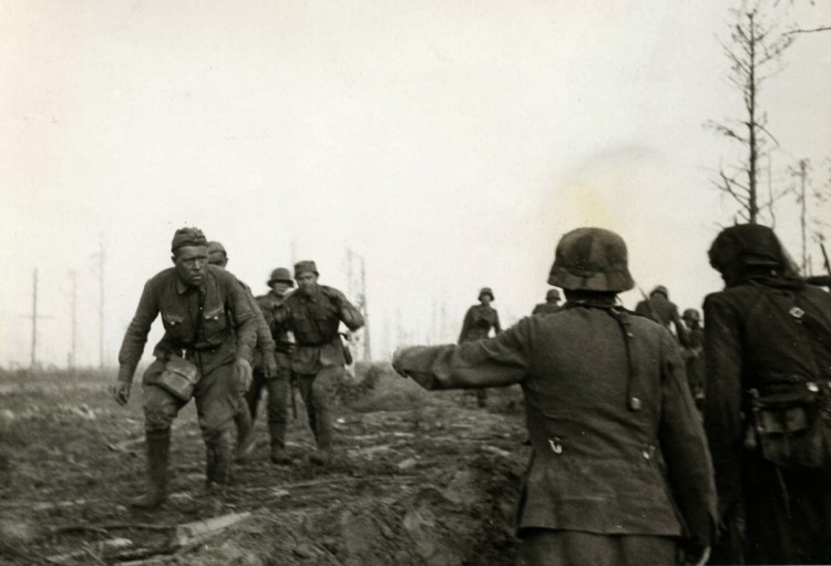 1943, Russie, Wolchow.jpg