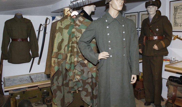 12.JPG