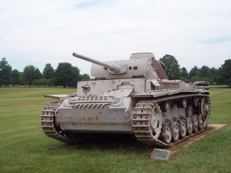 Panzerkampfwagen_III_(2).JPG