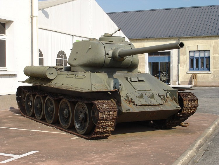 1200px-Char_T-34.jpg