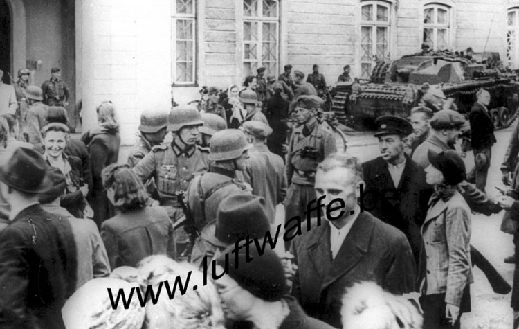 toompea_lossi_ees_41_august.jpg