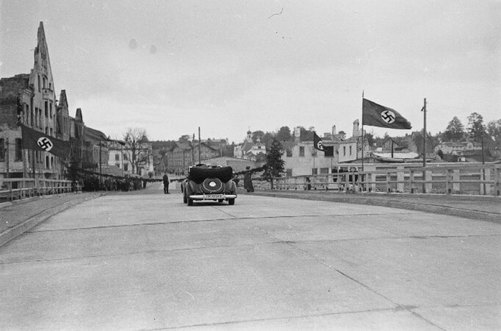 tartu43Vabadusesillataasavam.jpg