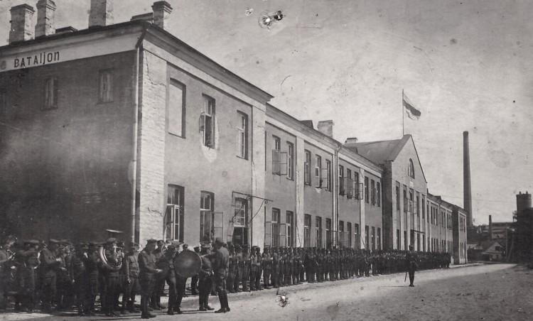 EW Tallinnas Amerika tänav 21.07.1921.jpg