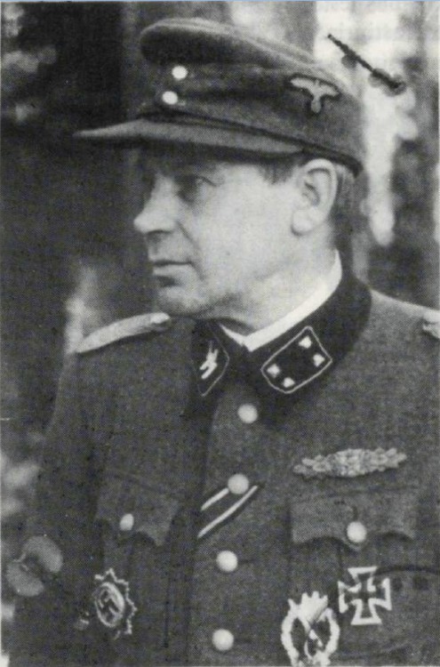 04-ES.jpg (444.89 KiB) Vaadatud 25876 korda Eduards Stīpnieks