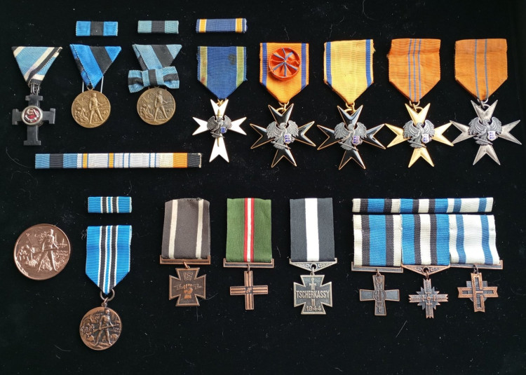 Vitriin nr6 copy.jpg